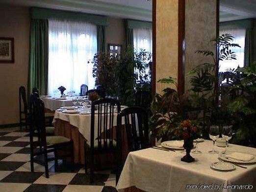 Hotel La Sierra Antequera Restaurant foto